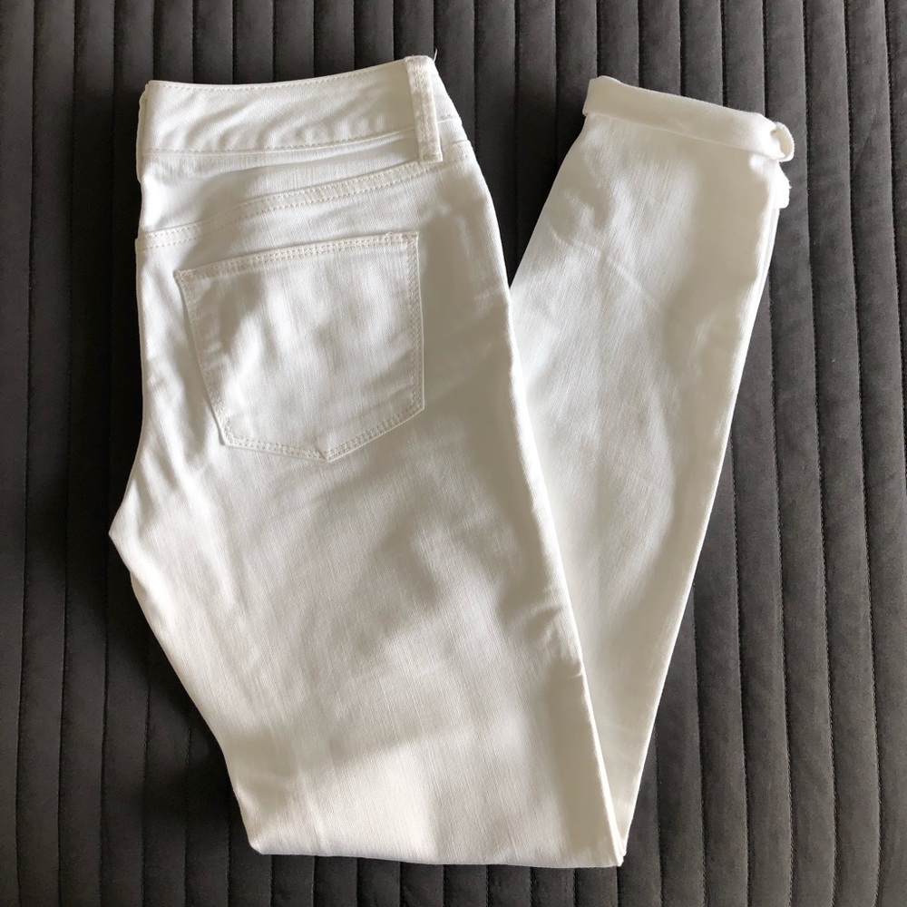 White low rise skinny jeans